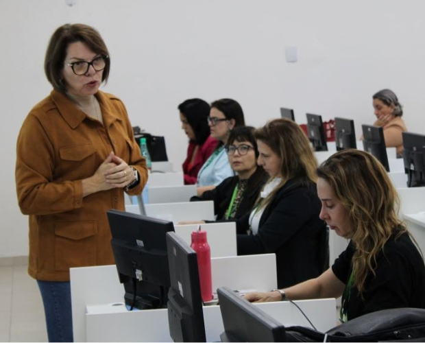 Univ�s realiza nova etapa do Programa de Forma��o Cont�nua para Docentes